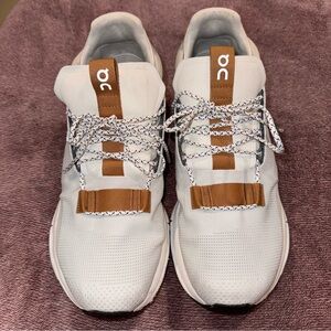 On Cloudnova White Pearl size 10